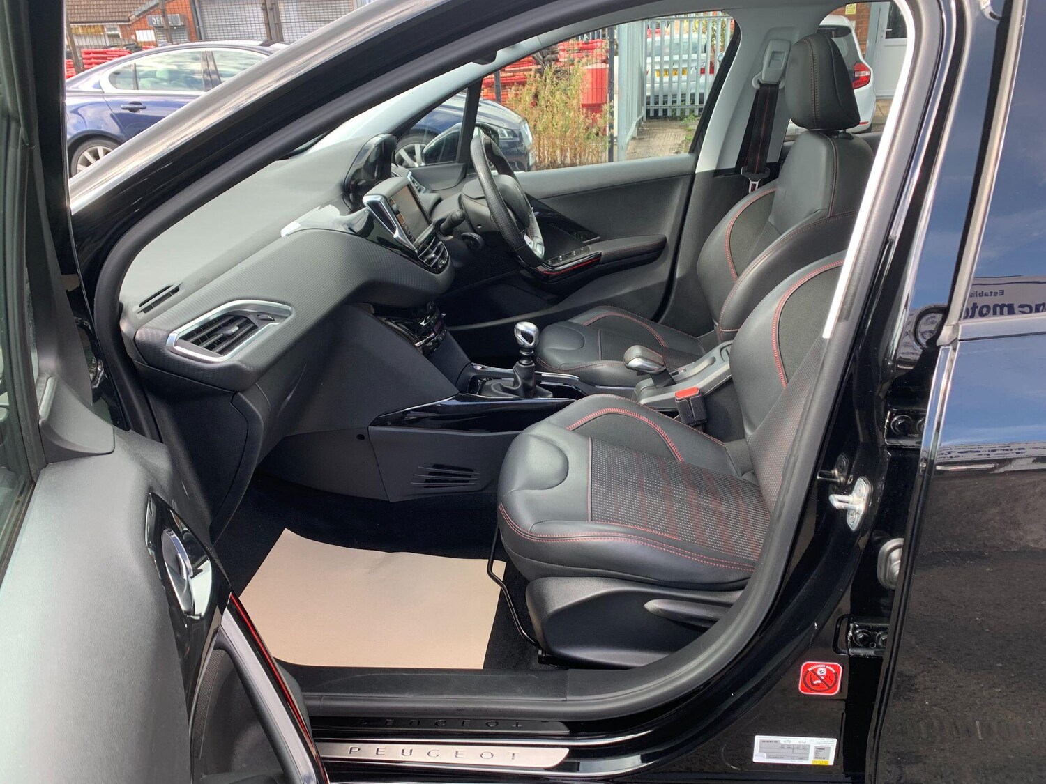 Used Peugeot 2008 for sale - 77722843: Photo 10