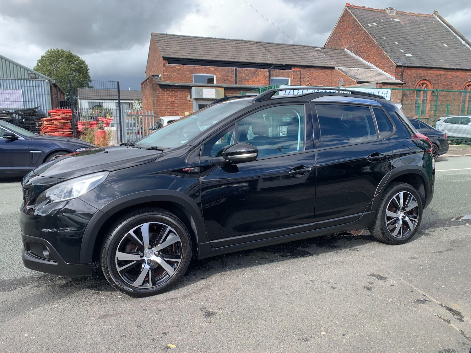 Used Peugeot 2008 for sale - 77722843: Photo 3