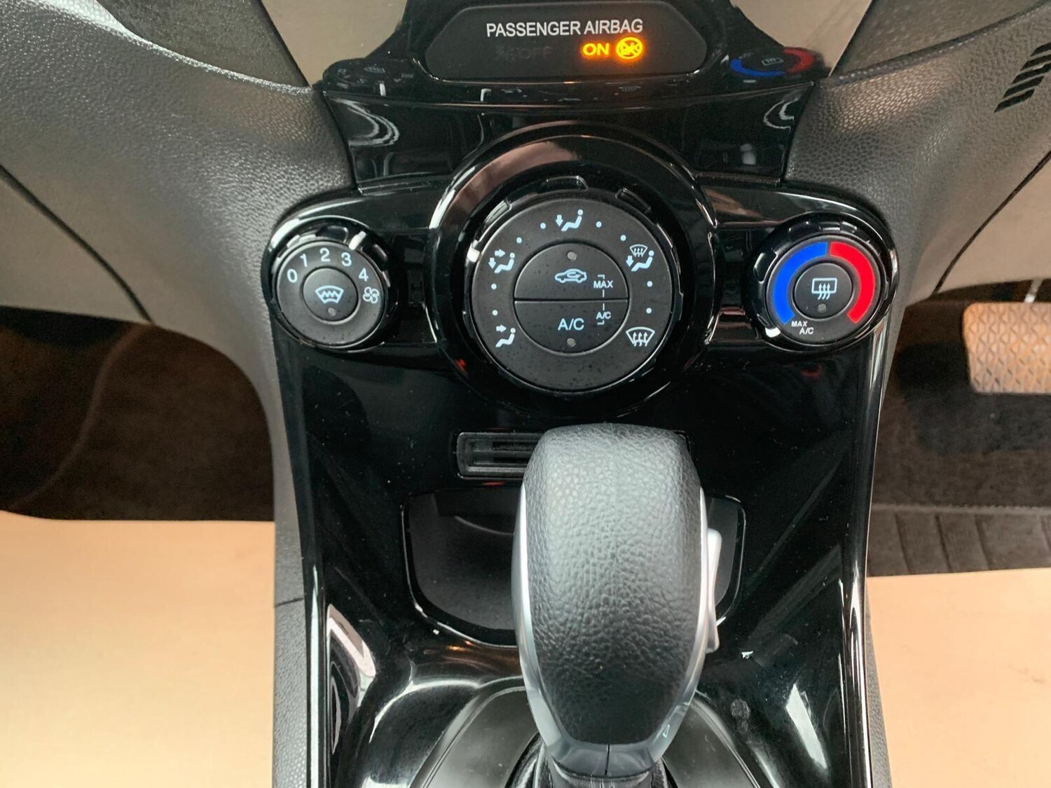 Used Ford Fiesta 2015 for sale - 77723393: Photo 15