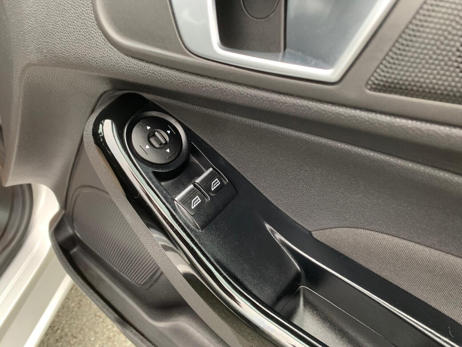 Used Ford Fiesta 2015 for sale - 77723393: Photo 19