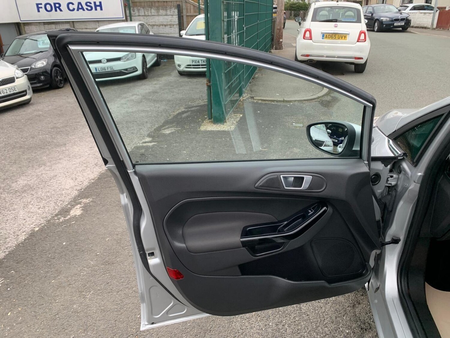 Used Ford Fiesta 2015 for sale - 77723393: Photo 20