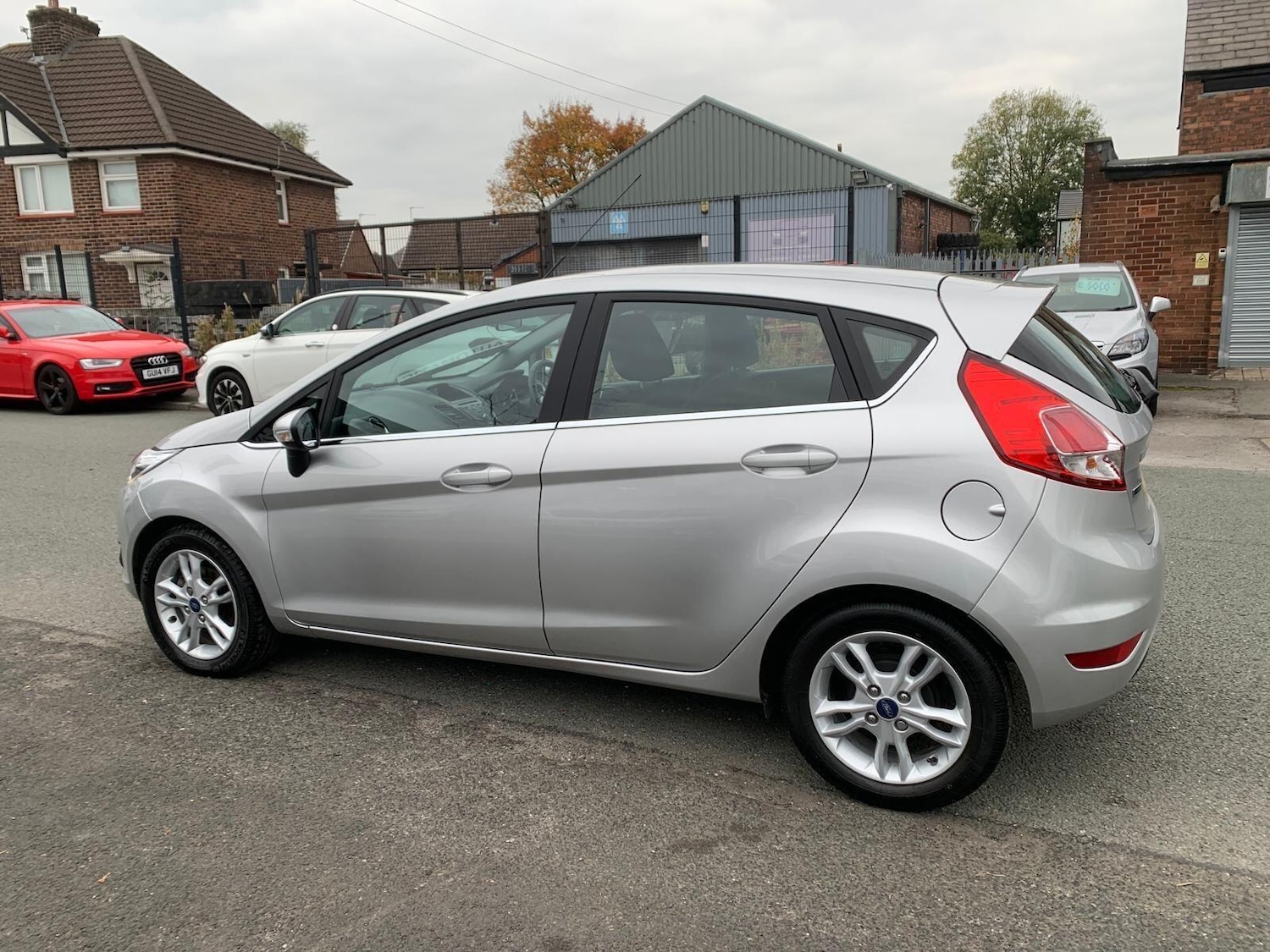 Used Ford Fiesta 2015 for sale - 77723393: Photo 5