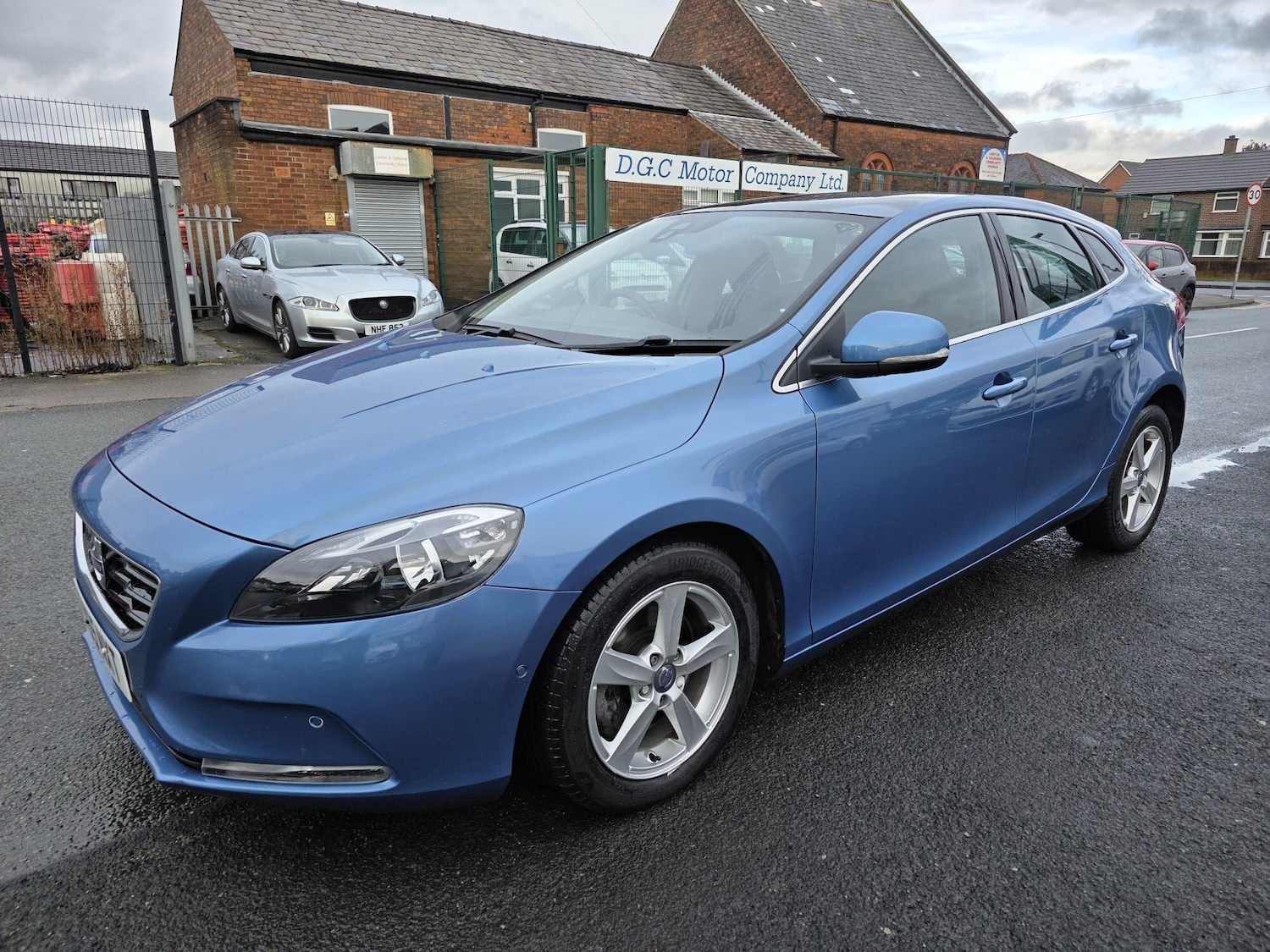 Used Volvo V40 for sale - 77723254: Photo 3
