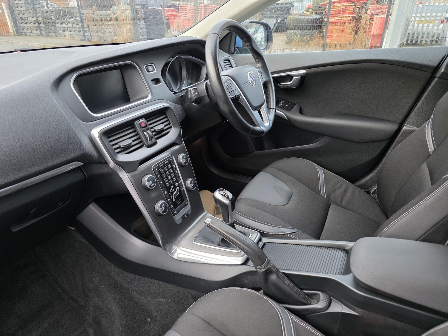 Used Volvo V40 for sale - 77723254: Photo 8