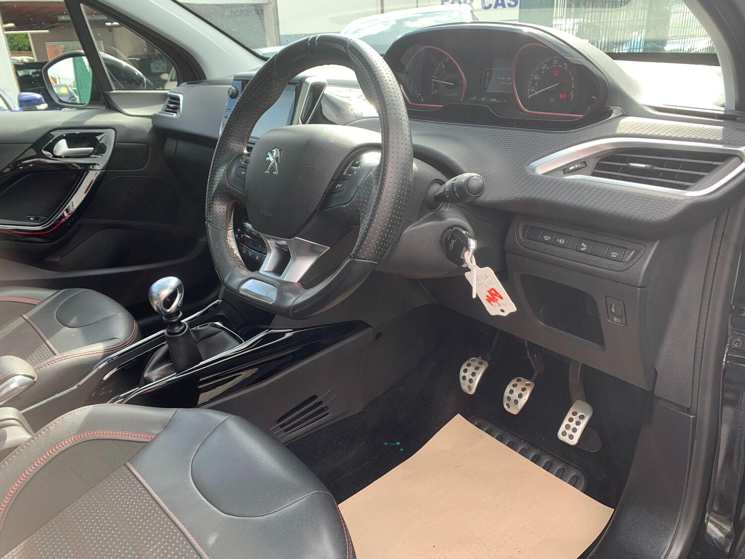 Used Peugeot 2008 2016 for sale - 78170451: Photo 24