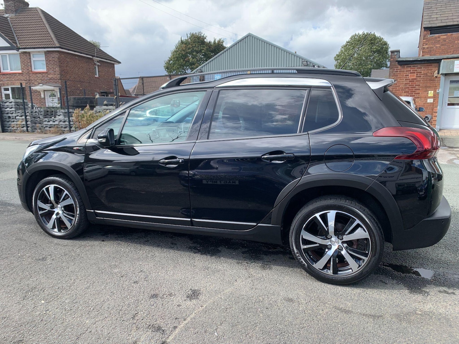 Used Peugeot 2008 2016 for sale - 78170451: Photo 5