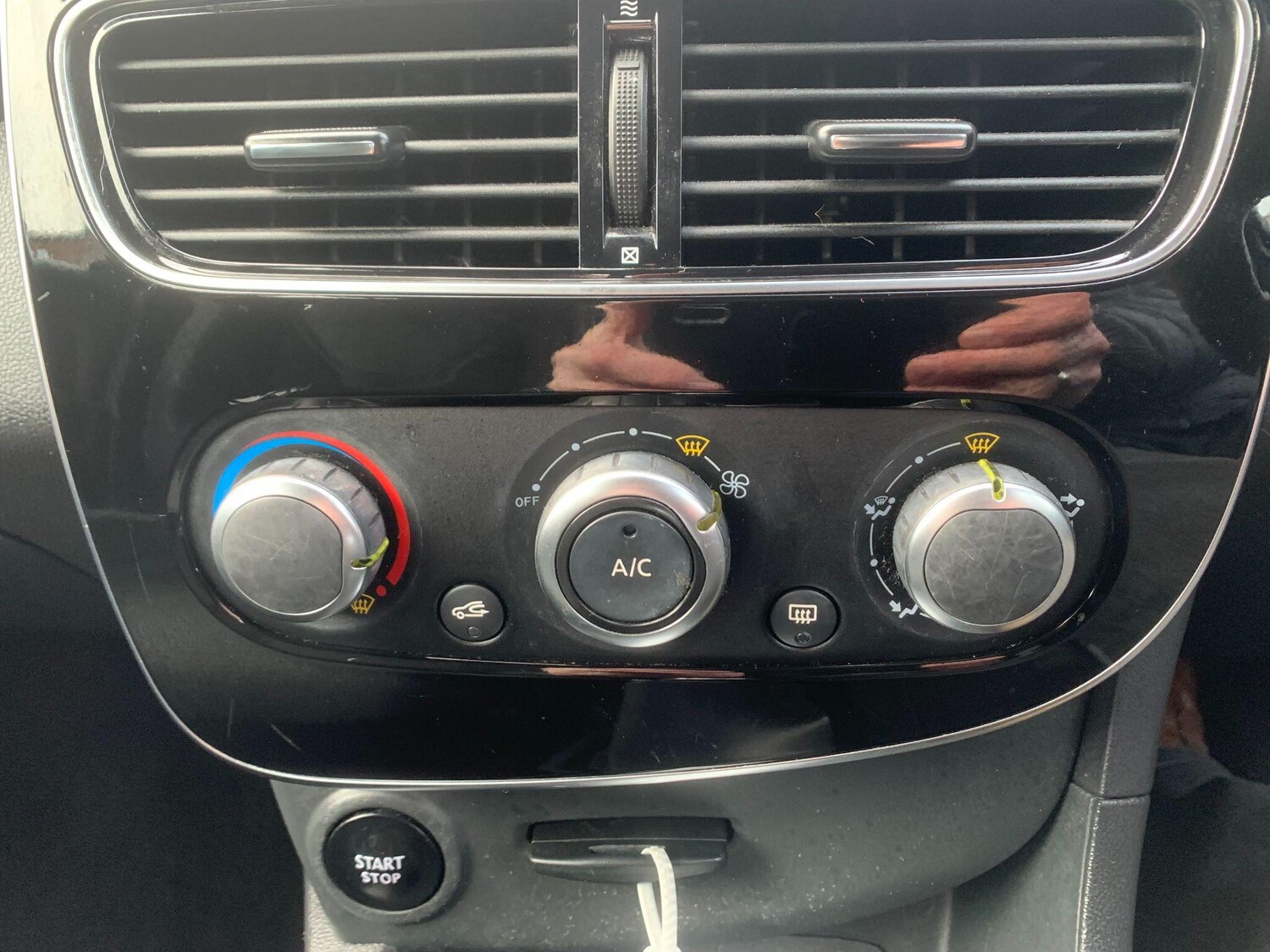 Used Renault Clio for sale - 77724189: Photo 19