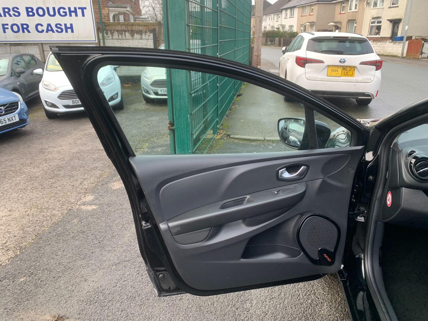 Used Renault Clio for sale - 77724189: Photo 22