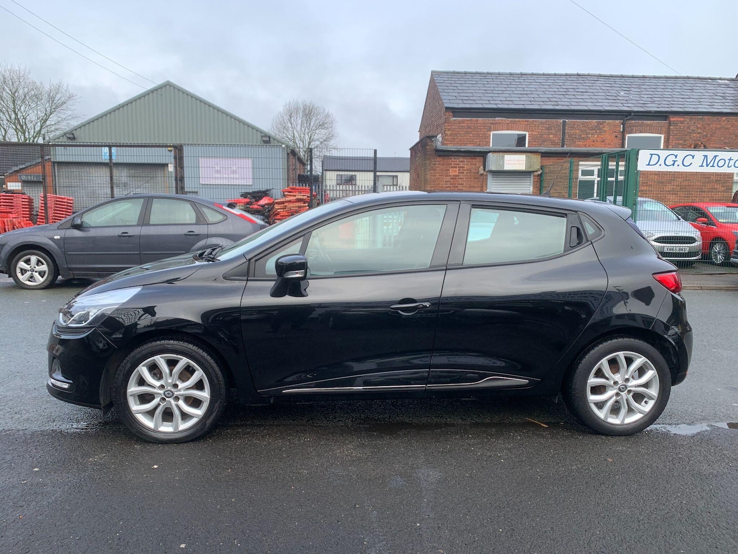 Used Renault Clio for sale - 77724189: Photo 5