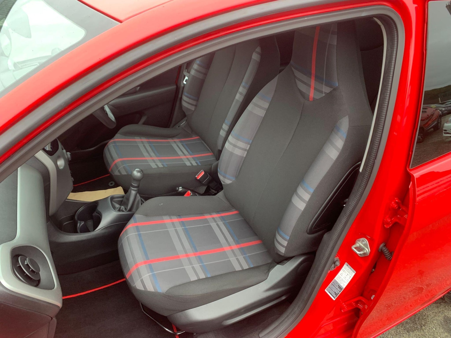 Used Peugeot 108 for sale - 77724010: Photo 14