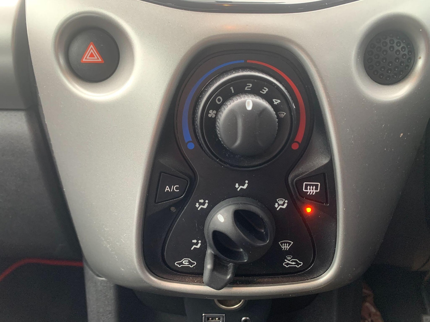 Used Peugeot 108 for sale - 77724010: Photo 20