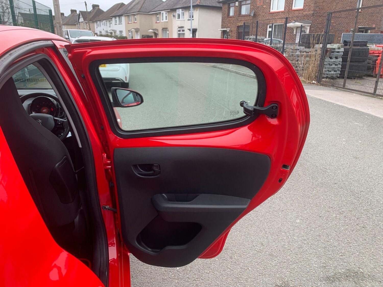 Used Peugeot 108 for sale - 77724010: Photo 30