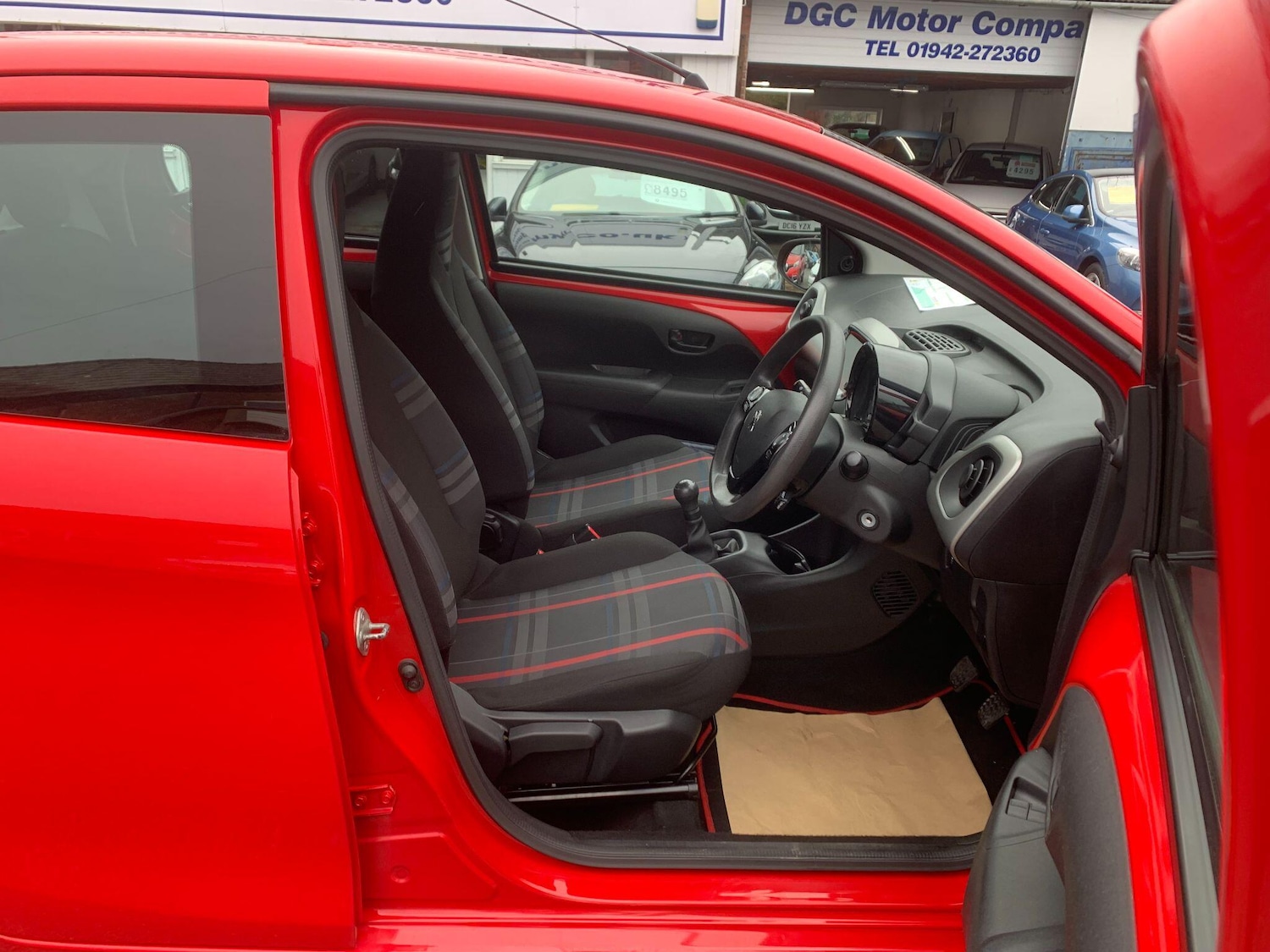 Used Peugeot 108 for sale - 77724010: Photo 9