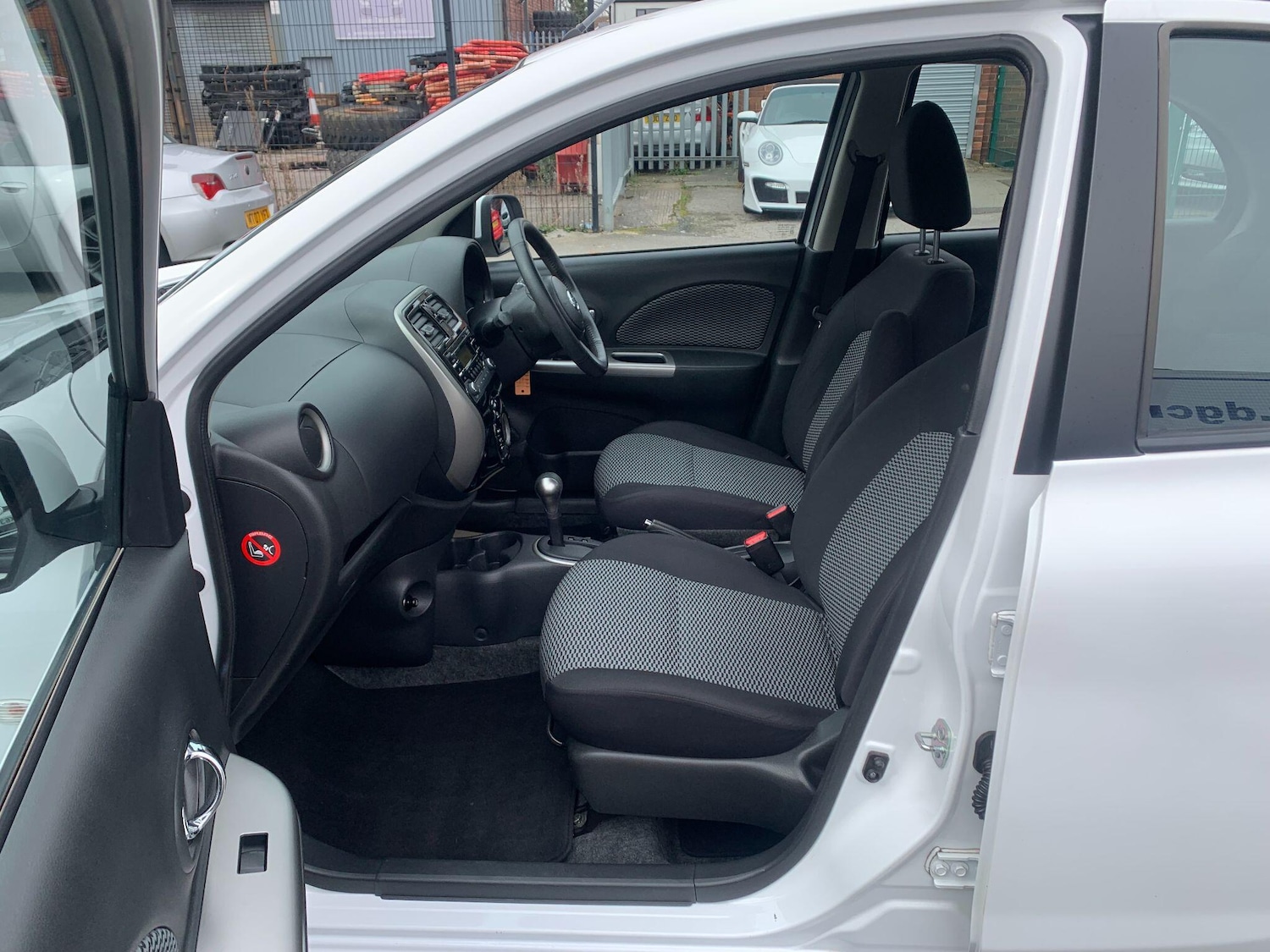 Used Nissan Micra 2014 for sale - 78156582: Photo 13