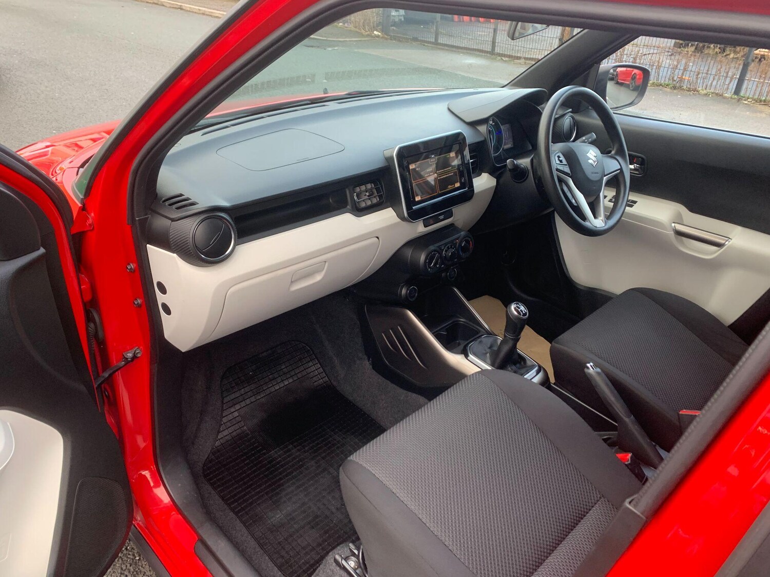 Used Suzuki Ignis for sale - 77722847: Photo 12