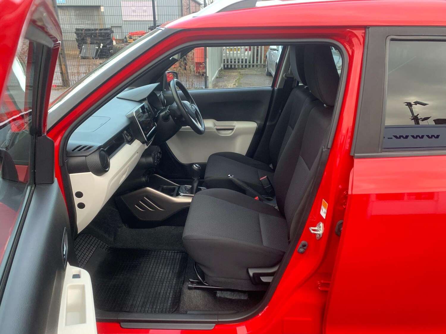 Used Suzuki Ignis for sale - 77722847: Photo 13