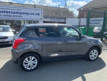 Used Suzuki Swift 2017 for sale - 78361852: Photo