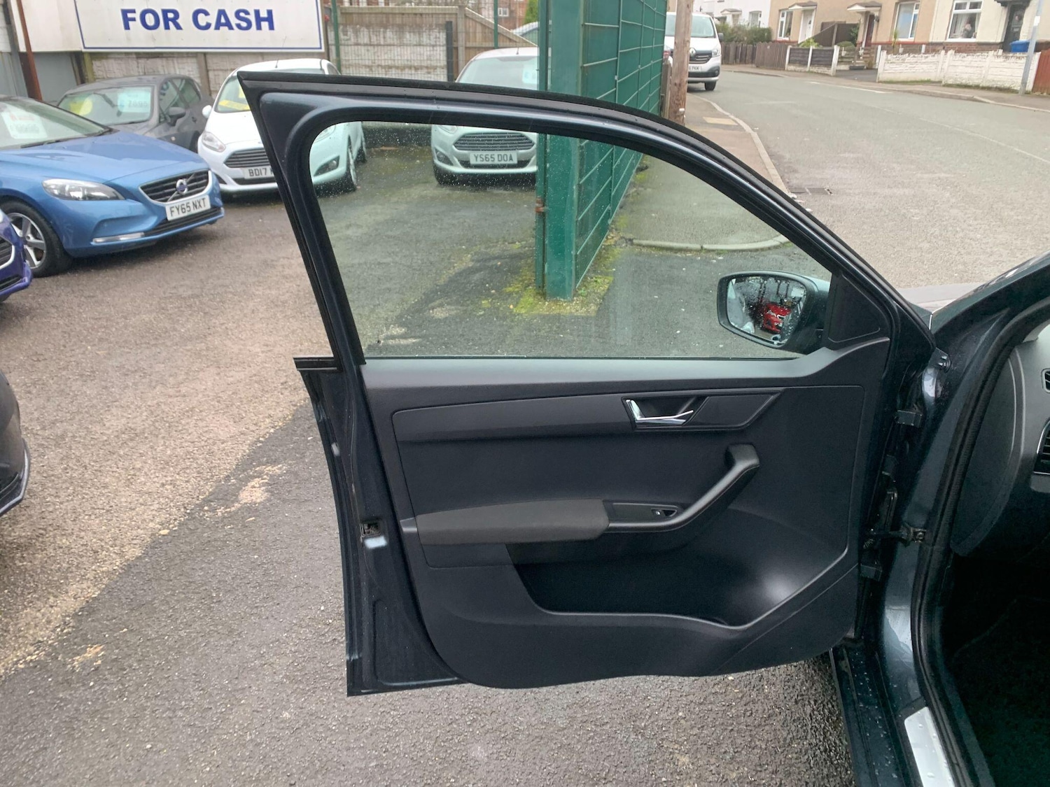 Used Skoda Fabia 2015 for sale - 77722667: Photo 29