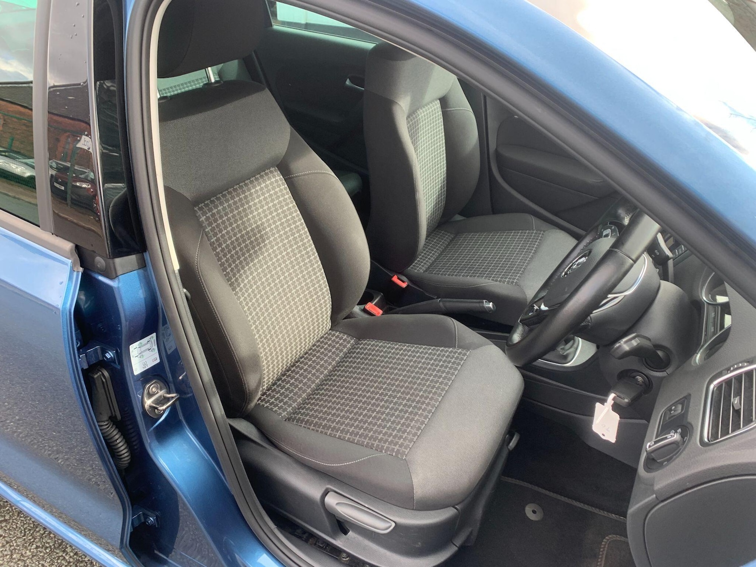 Used Volkswagen Polo for sale - 77723792: Photo 10