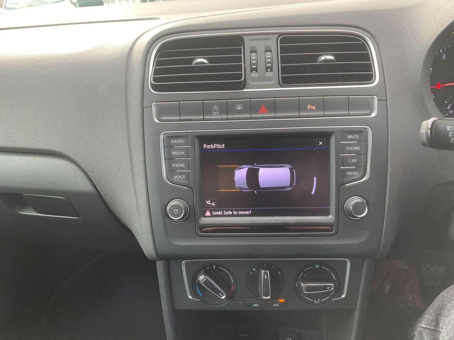 Used Volkswagen Polo for sale - 77723792: Photo 18