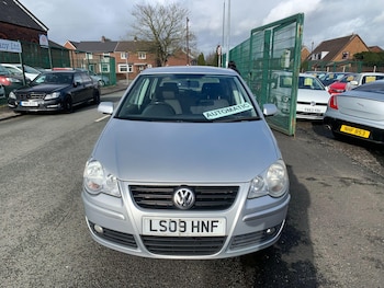 Used Volkswagen Polo 2009 for sale - 78072594: Photo