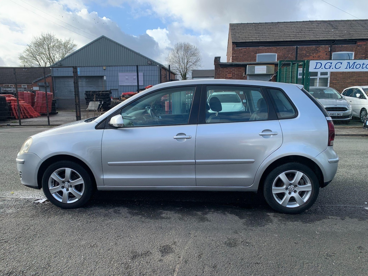 Used Volkswagen Polo 2009 for sale - 78072594: Photo 5