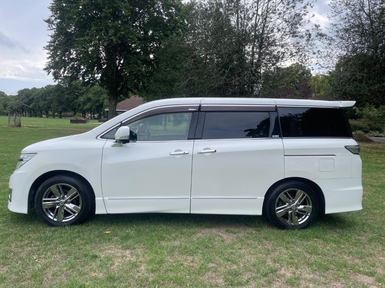 Used Nissan Elgrand 2024 for sale - 76793537: Photo 10