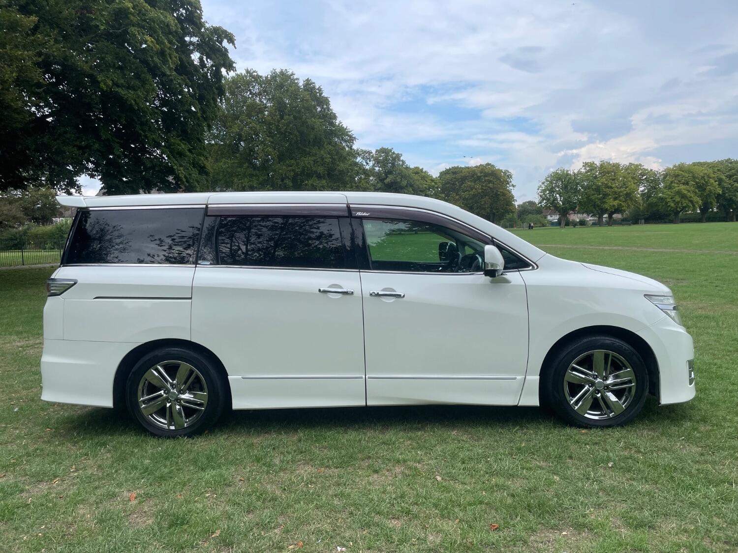 Used Nissan Elgrand 2024 for sale - 76793537: Photo 7