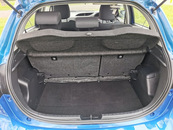 Used Toyota Yaris 2018 for sale - 74267223: Photo 27