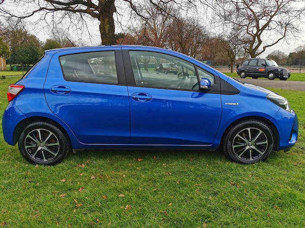 Used Toyota Yaris 2018 for sale - 74267223: Photo 7