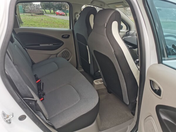Used Renault Zoe 2015 for sale - 70758978: Photo 13