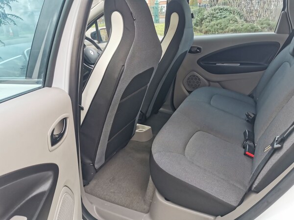 Used Renault Zoe 2015 for sale - 70758978: Photo 19