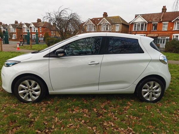 Used Renault Zoe 2015 for sale - 70758978: Photo 9
