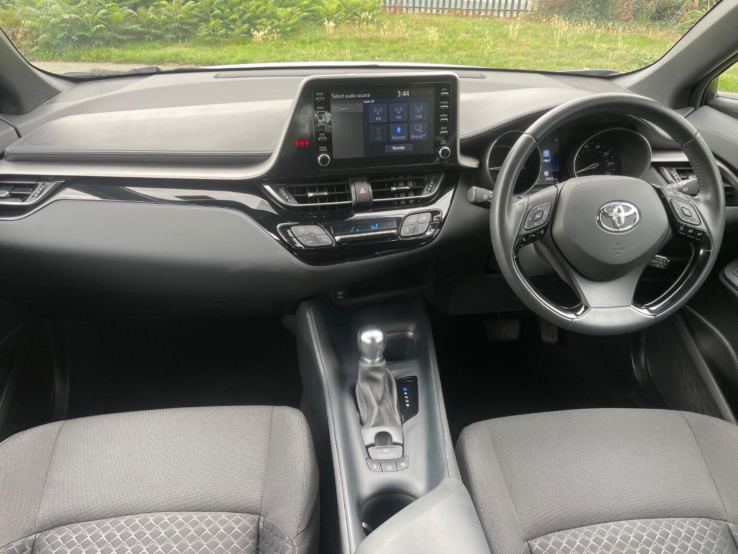 Used Toyota C-HR 2022 for sale - 76793529: Photo 23