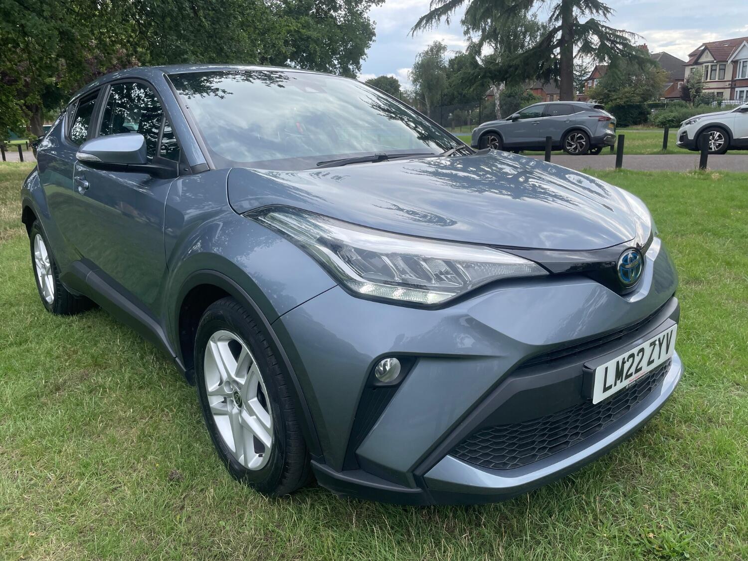 Used Toyota C-HR 2022 for sale - 76793529: Photo 3