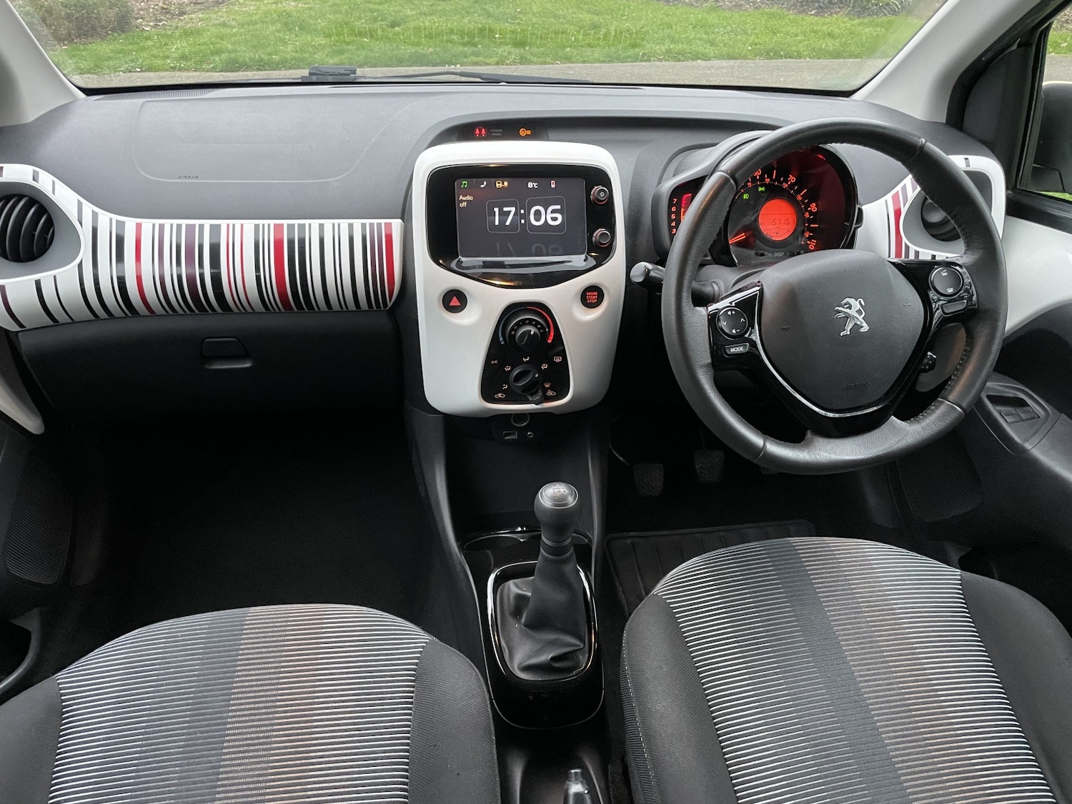 Used Peugeot 108 2014 for sale - 77796898: Photo 15