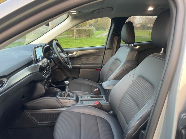 Used Ford Kuga 2023 for sale - 74362260: Photo 9