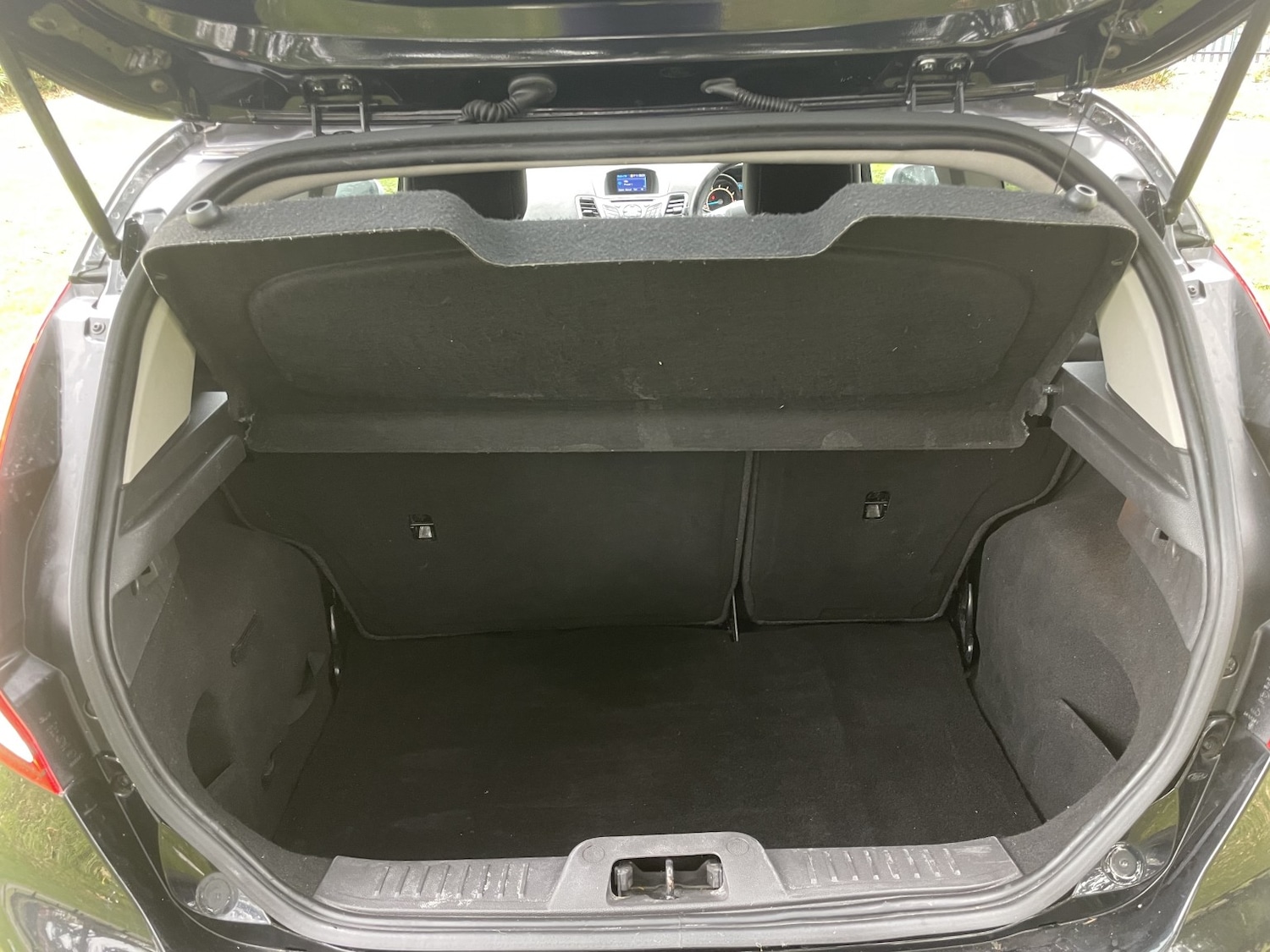 Used Ford Fiesta 2015 for sale - 76979538: Photo 24