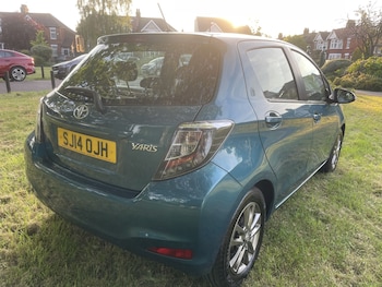 Used Toyota Yaris 2014 for sale - 78608256: Photo