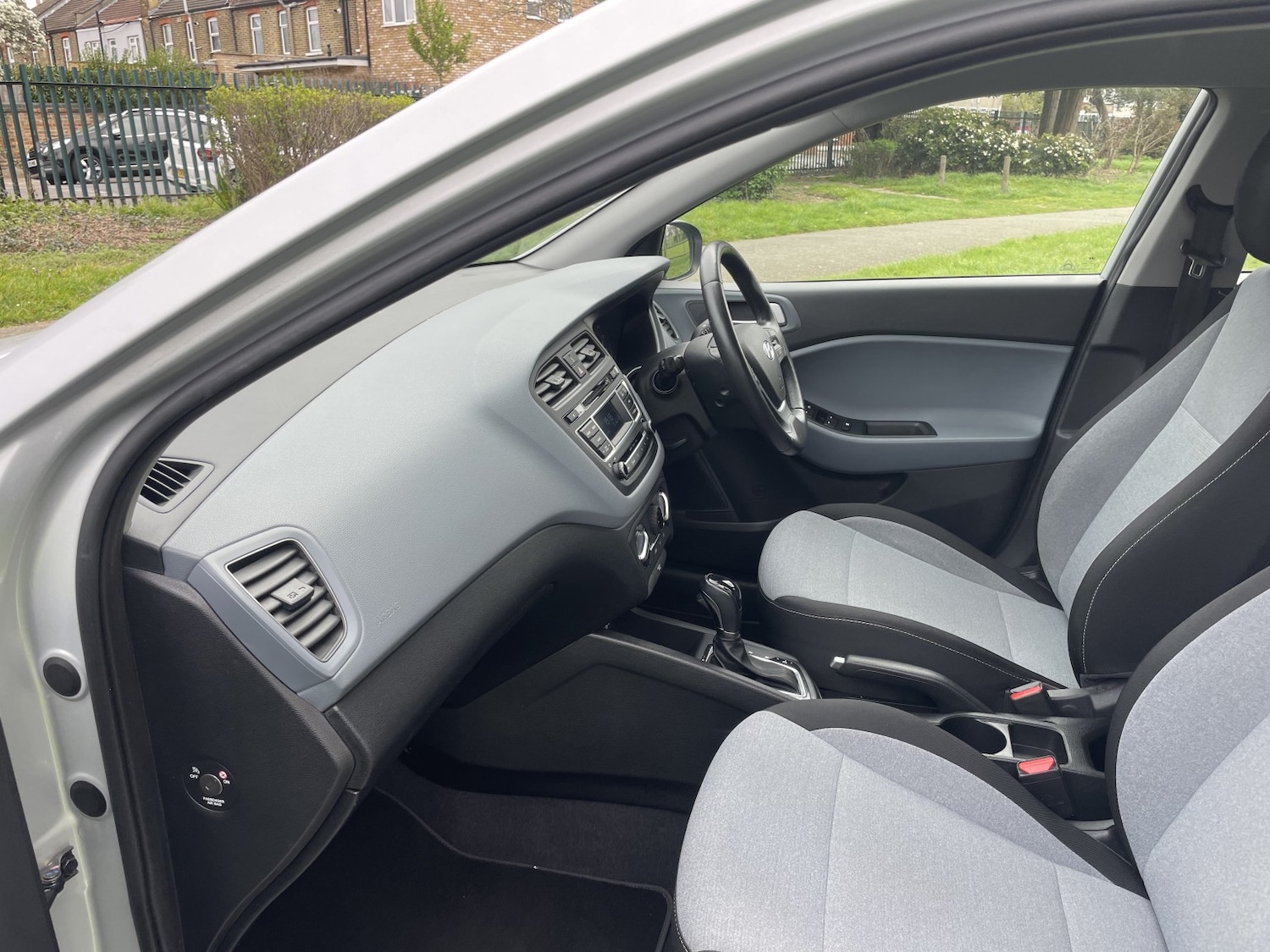 Used Hyundai i20 2015 for sale - 78141070: Photo 12