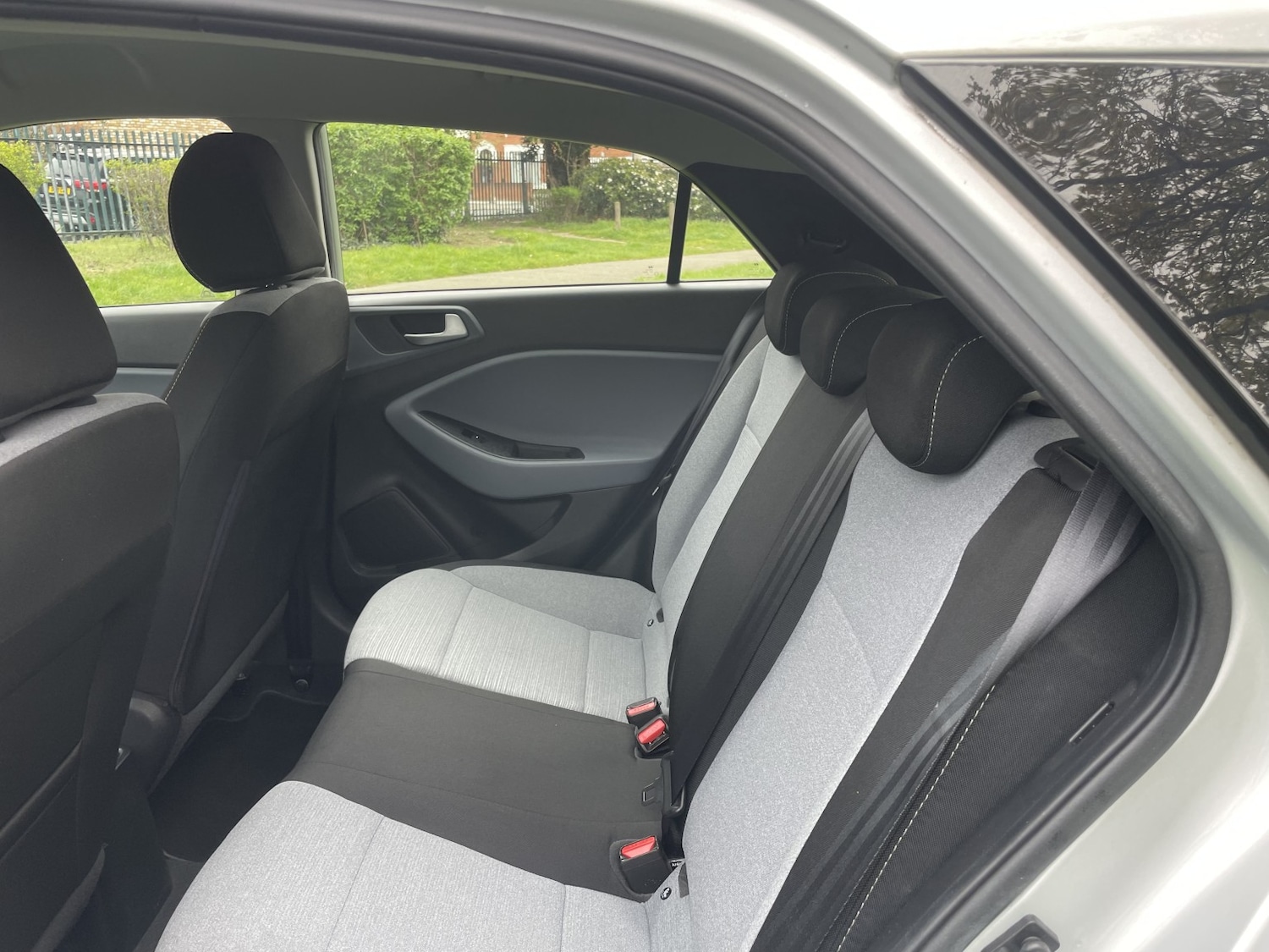 Used Hyundai i20 2015 for sale - 78141070: Photo 13