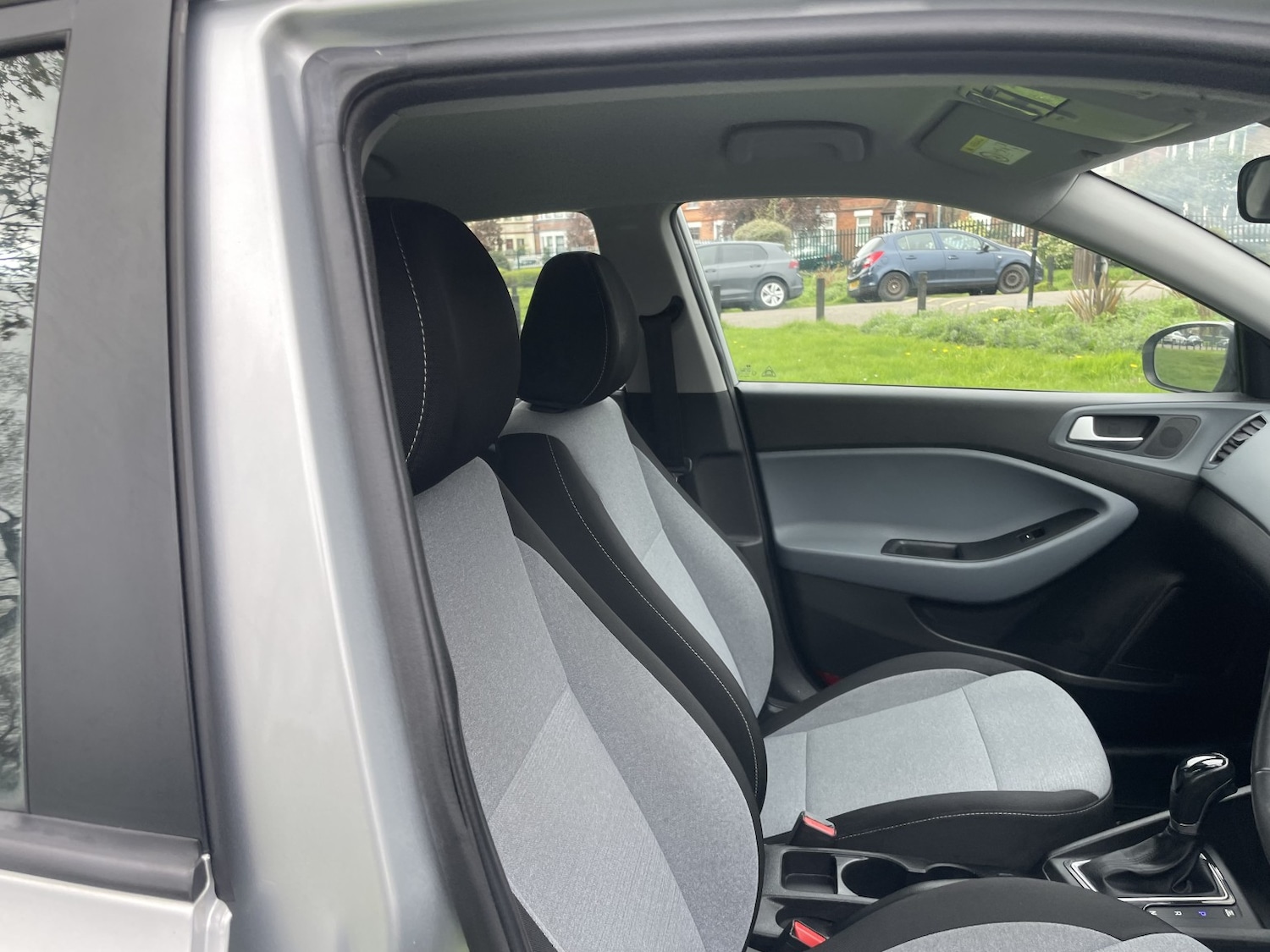 Used Hyundai i20 2015 for sale - 78141070: Photo 19