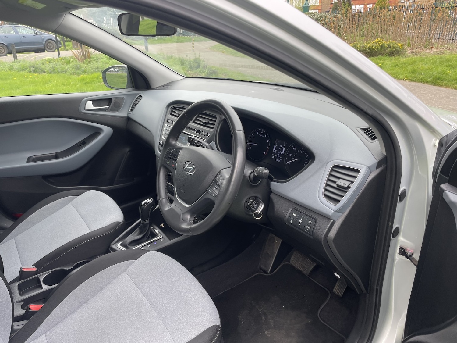 Used Hyundai i20 2015 for sale - 78141070: Photo 20