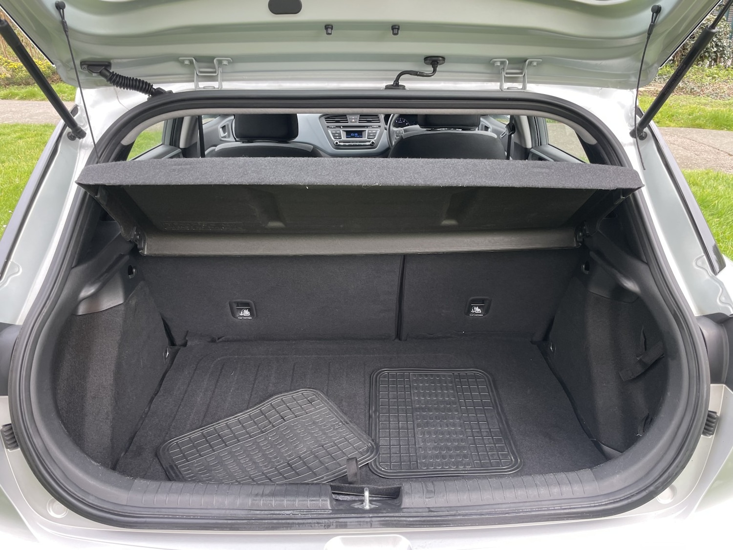 Used Hyundai i20 2015 for sale - 78141070: Photo 29