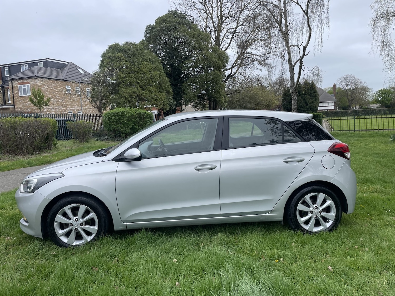 Used Hyundai i20 2015 for sale - 78141070: Photo 9