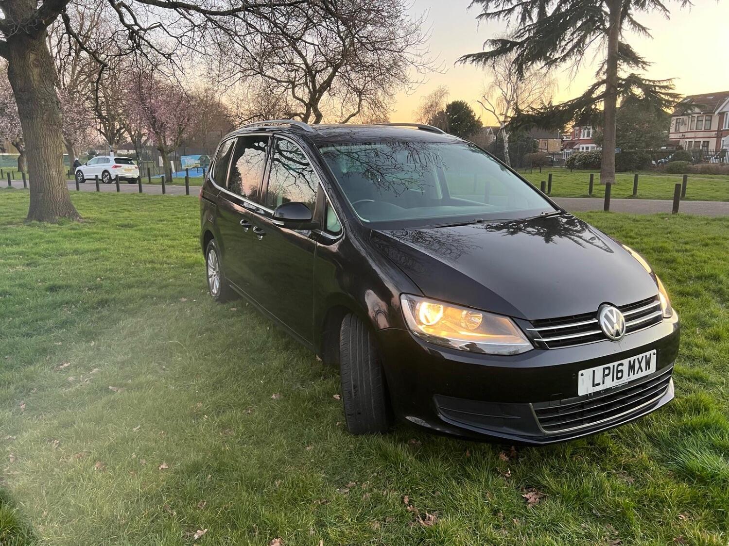 Used Volkswagen Sharan 2016 for sale - 76793541: Photo 2