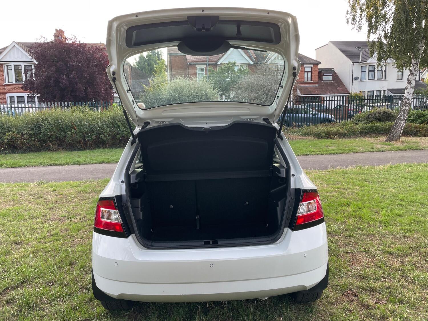 Used Skoda Fabia 2018 for sale - 76793531: Photo 11