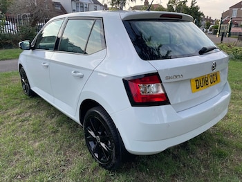 Used Skoda Fabia 2018 for sale - 76793531: Photo