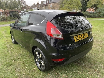 Used Ford Fiesta 2015 for sale - 78932408: Photo