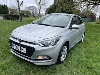 Used Hyundai i20 2015 for sale - 78932392: Photo